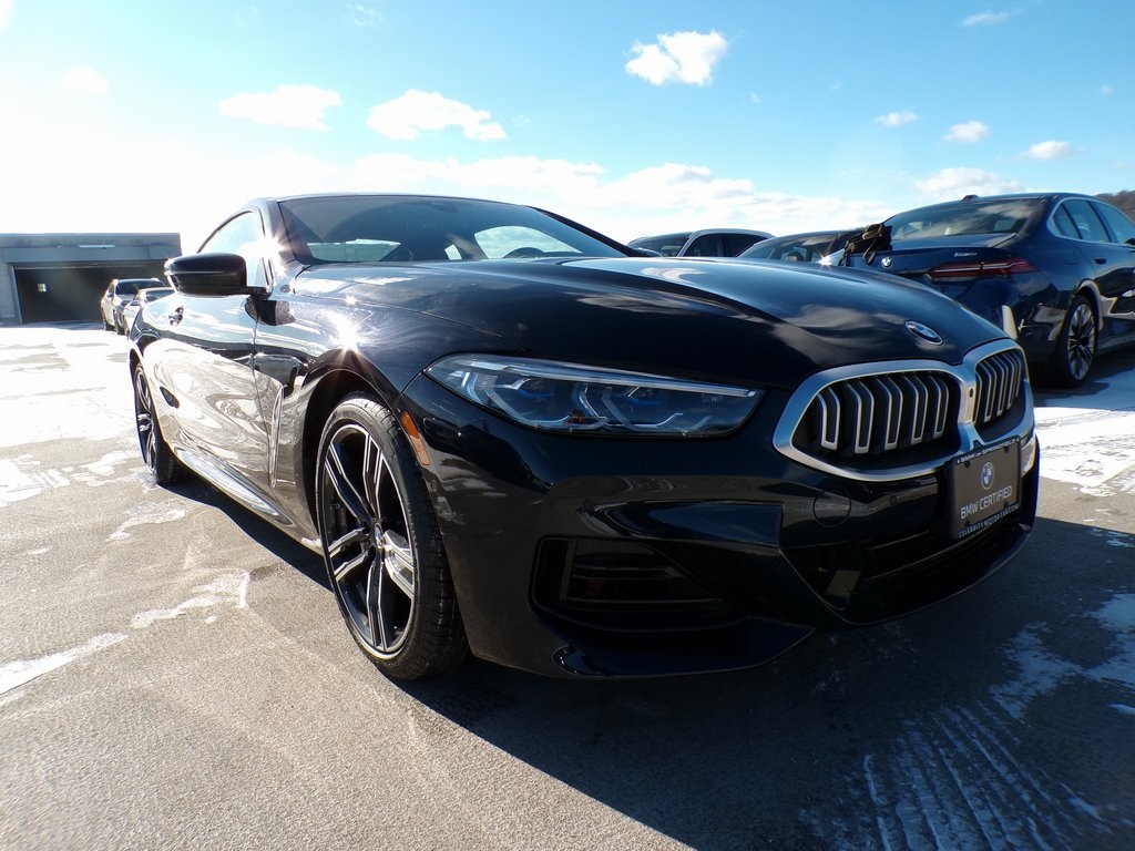 2025 BMW 8 Series 840i's photo