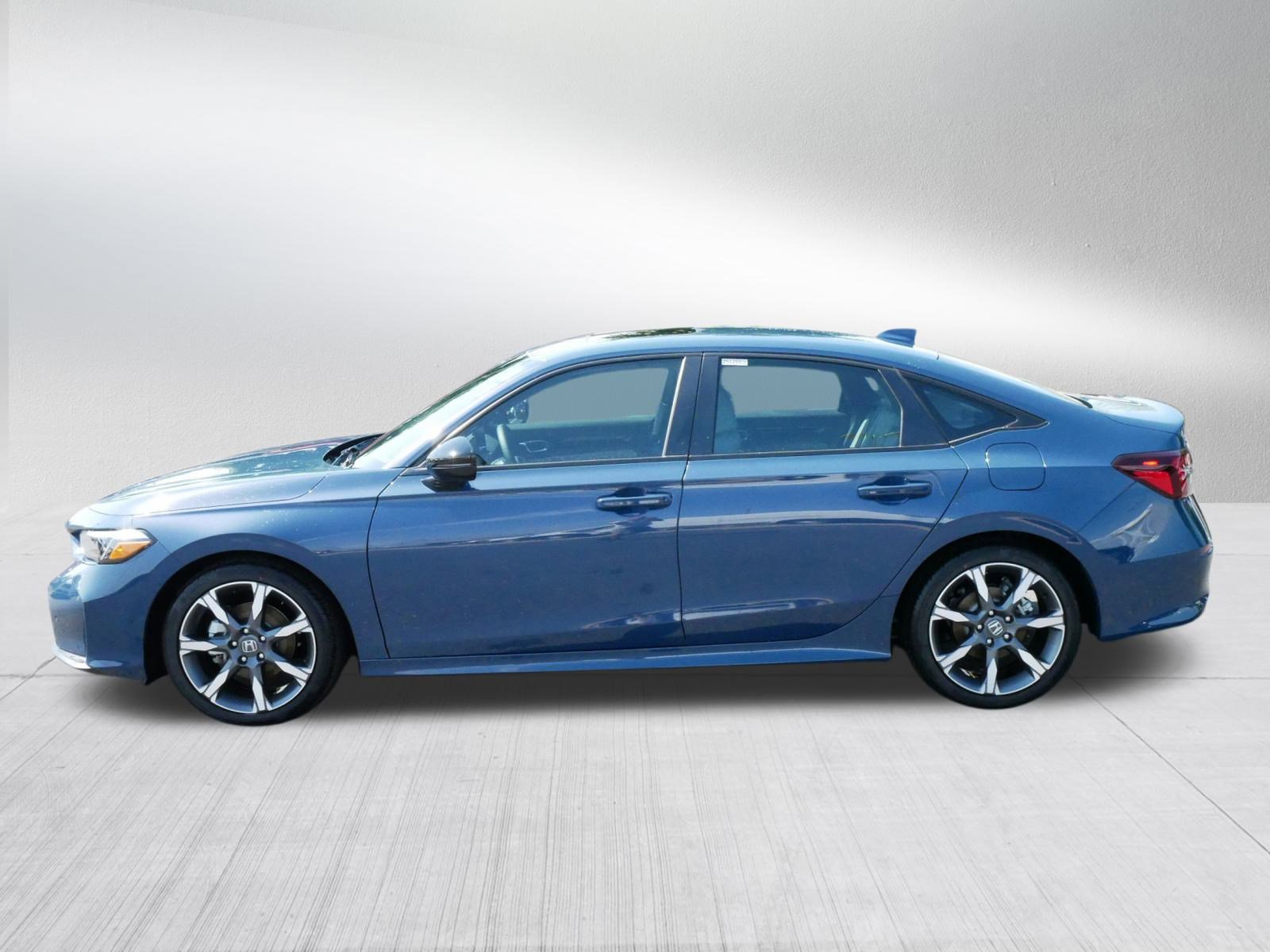 2025 Honda Civic Sport Touring Hybrid photo 4