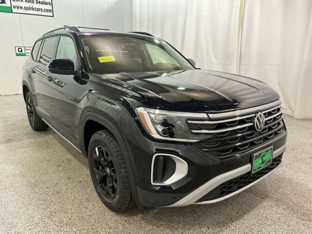 2026 Volkswagen Atlas Atlas Peak Edition's photo