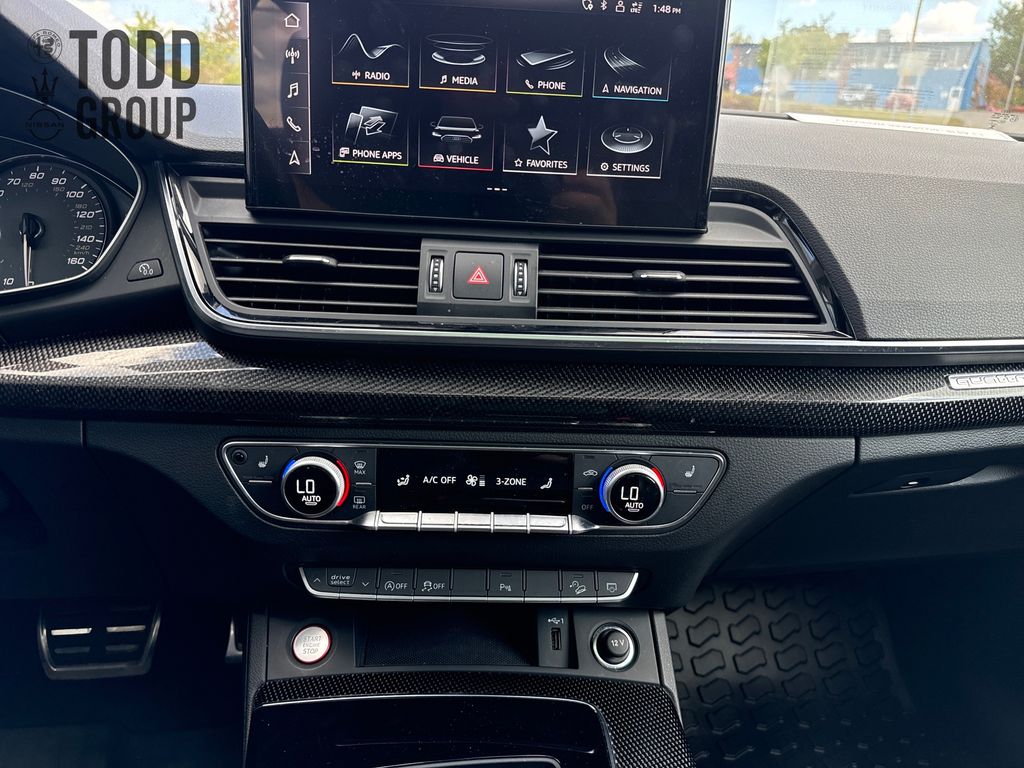 2022 Audi SQ5 Premium photo 17