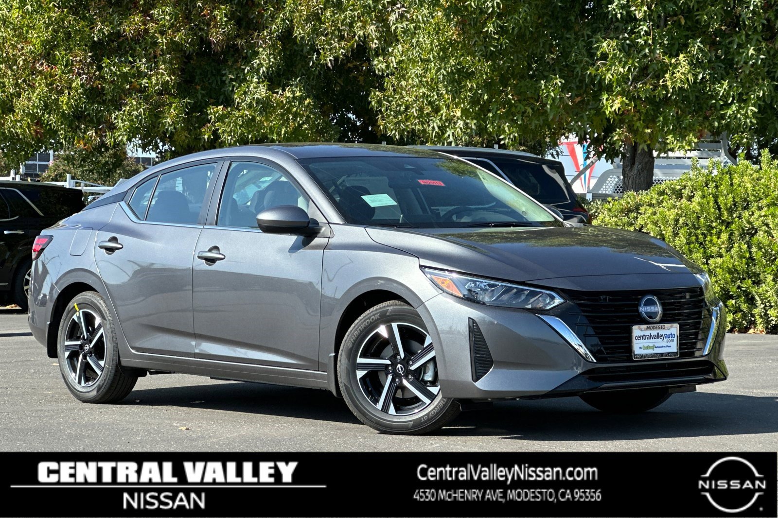 2025 Nissan Sentra SV's photo