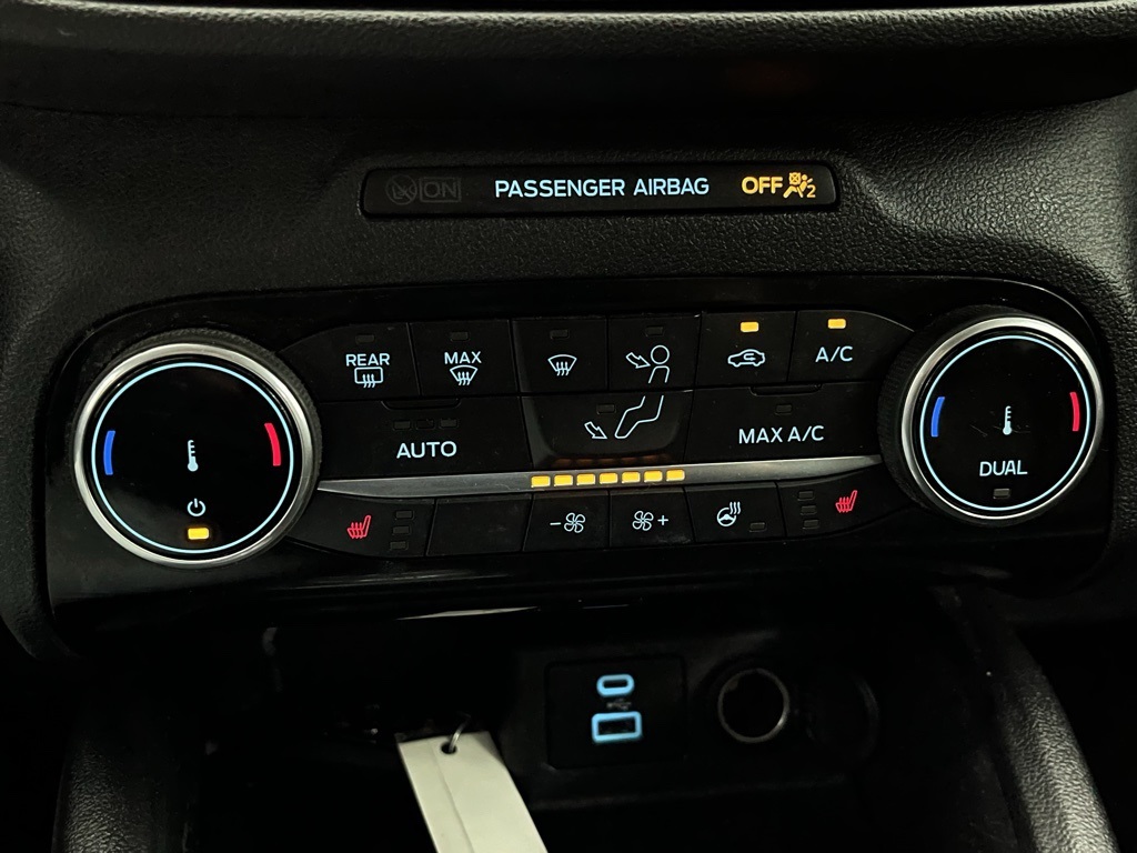 2022 Ford Escape SEL photo 36