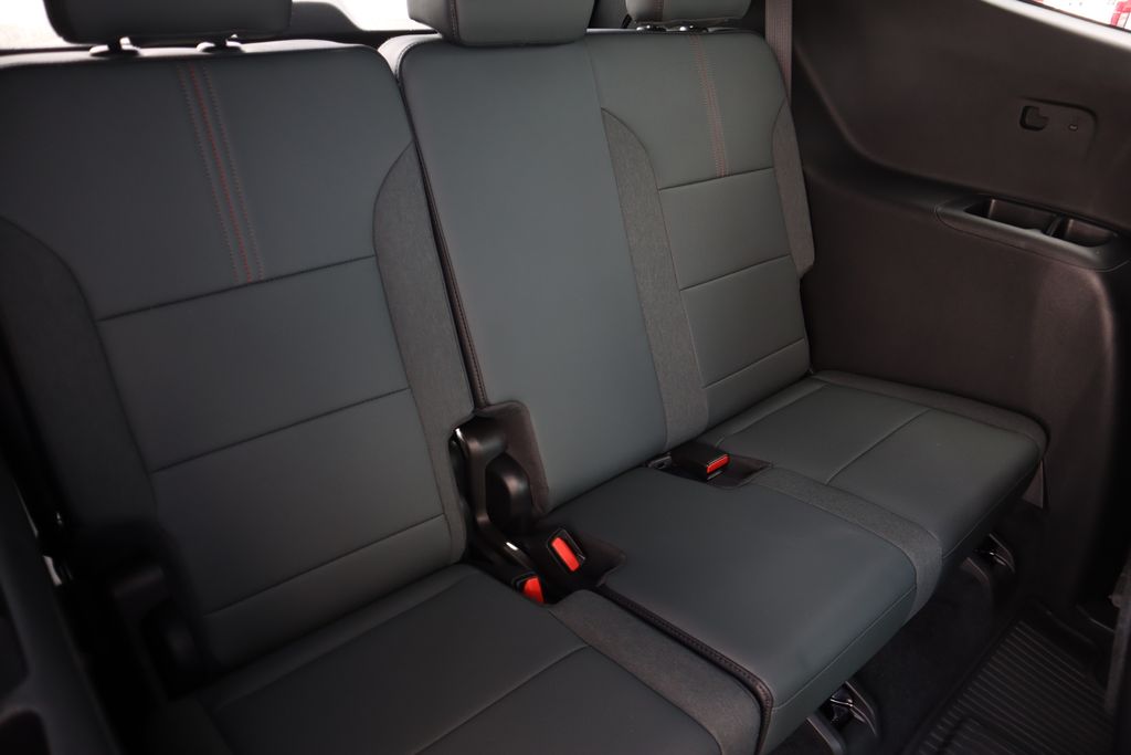 2024 Gmc Acadia AT4 photo 26