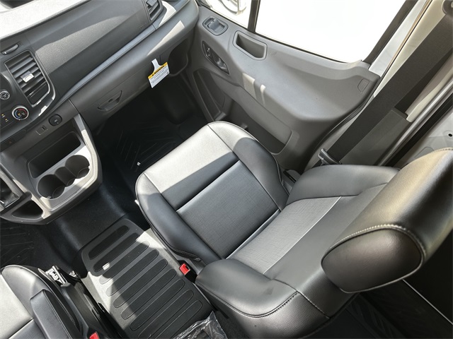 2024 Ford Transit photo 12