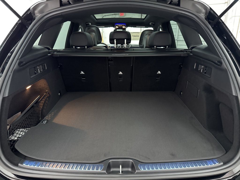 2026 Mercedes Benz GLC 300 photo 18