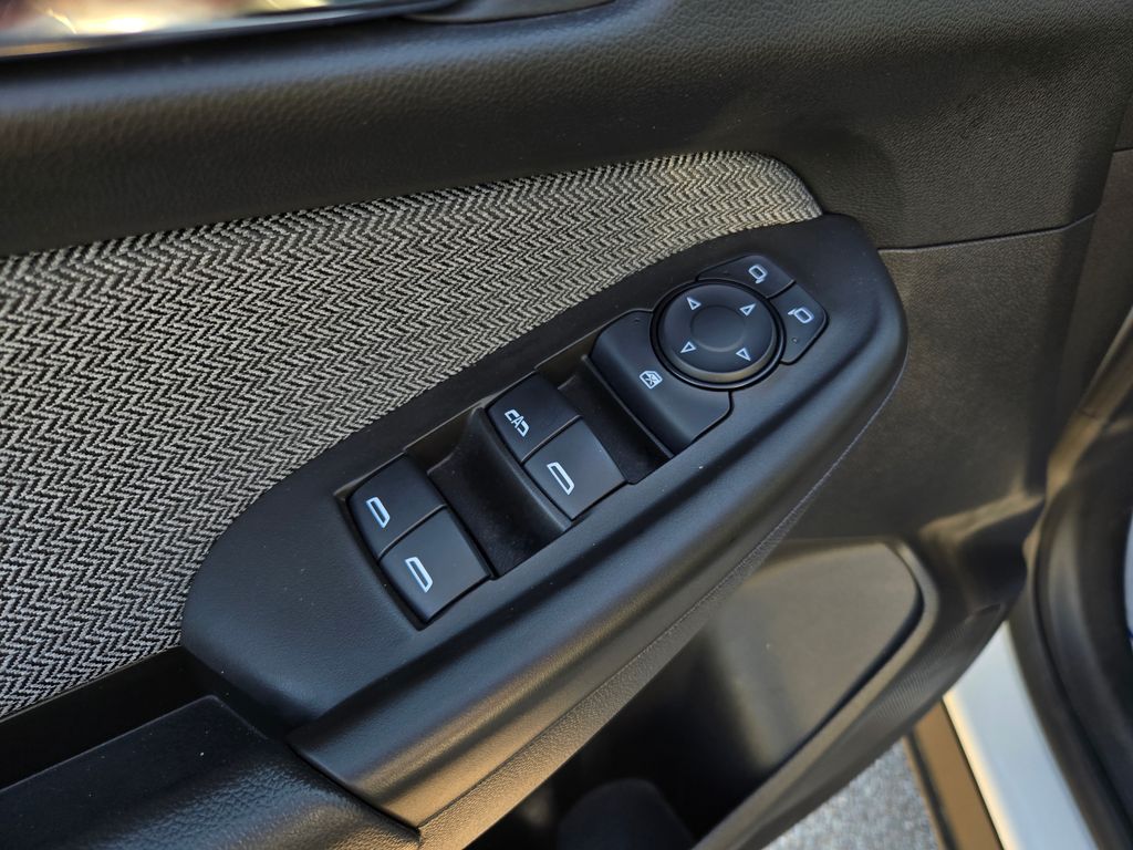 2025 Chevrolet Trailblazer LT photo 10