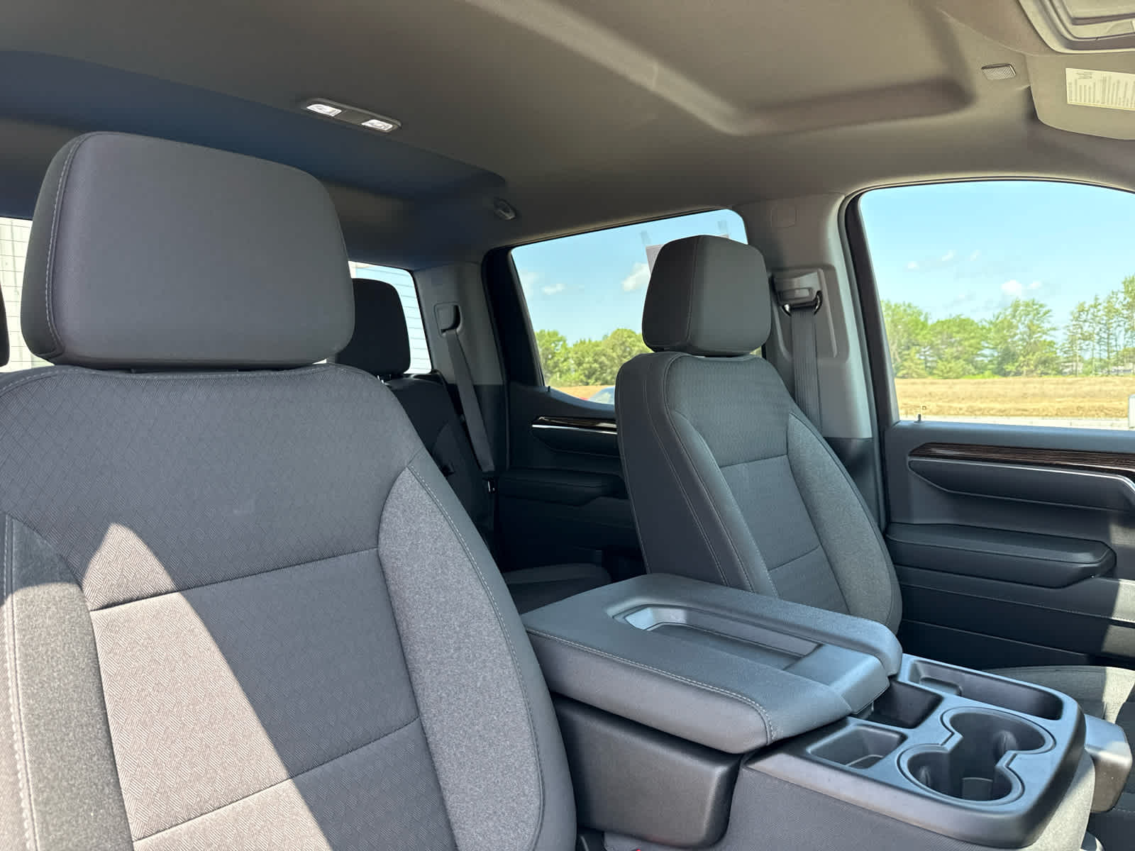 2024 Gmc Sierra 1500 Elevation photo 34