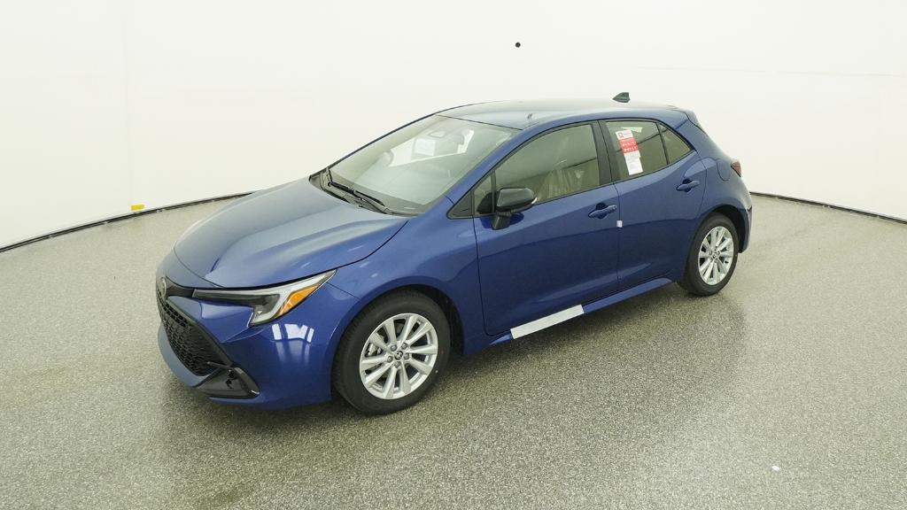 2026 Toyota Corolla Hatchback SE's photo