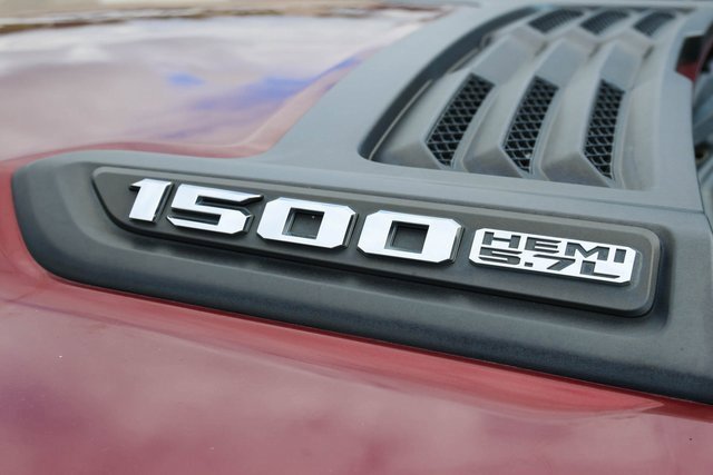 2019 Ram 1500 Laramie photo 8