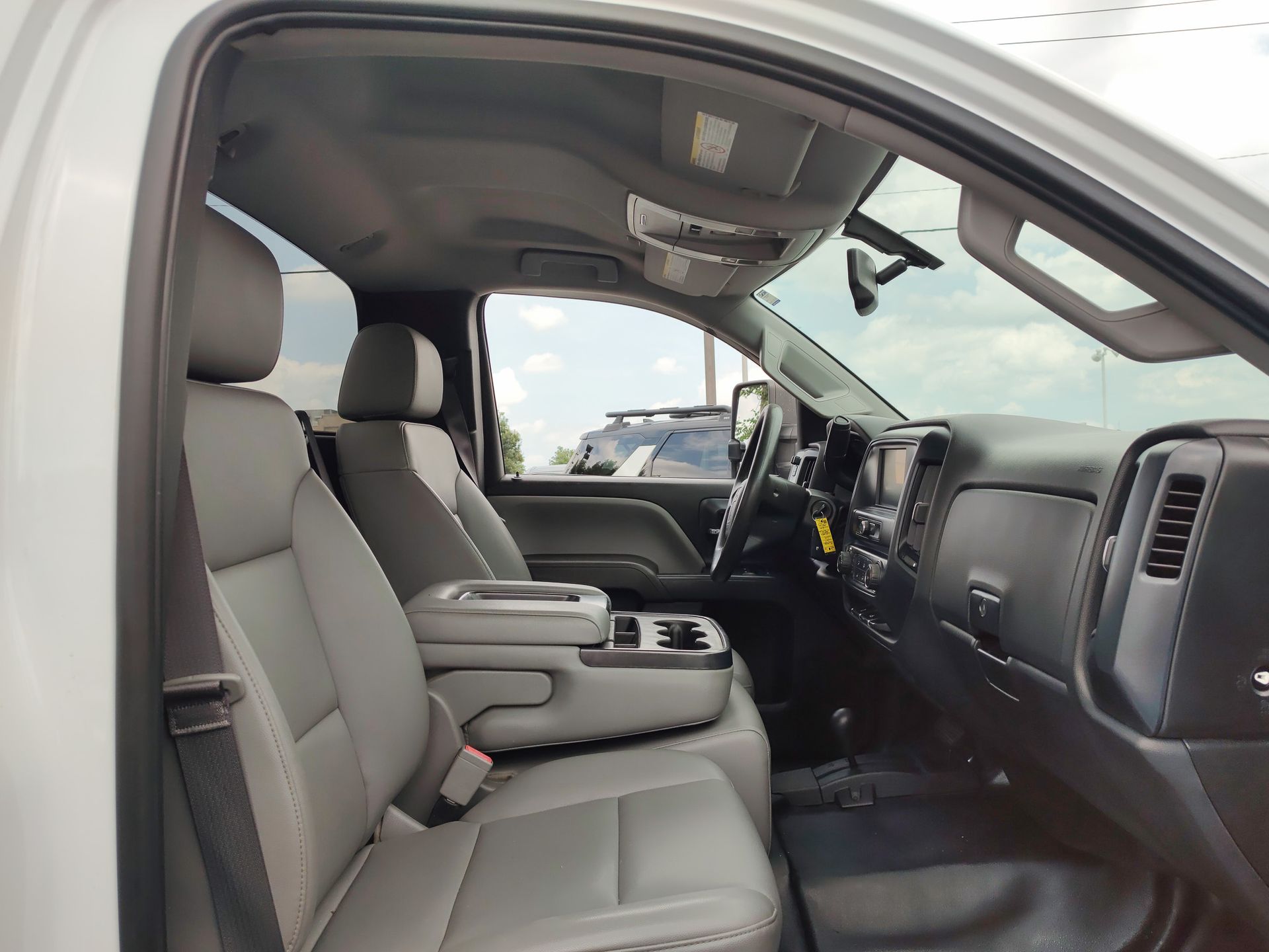 2017 Gmc Sierra Base photo 11