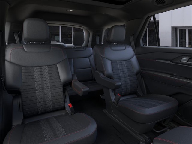 2025 Ford Explorer ST-Line photo 10