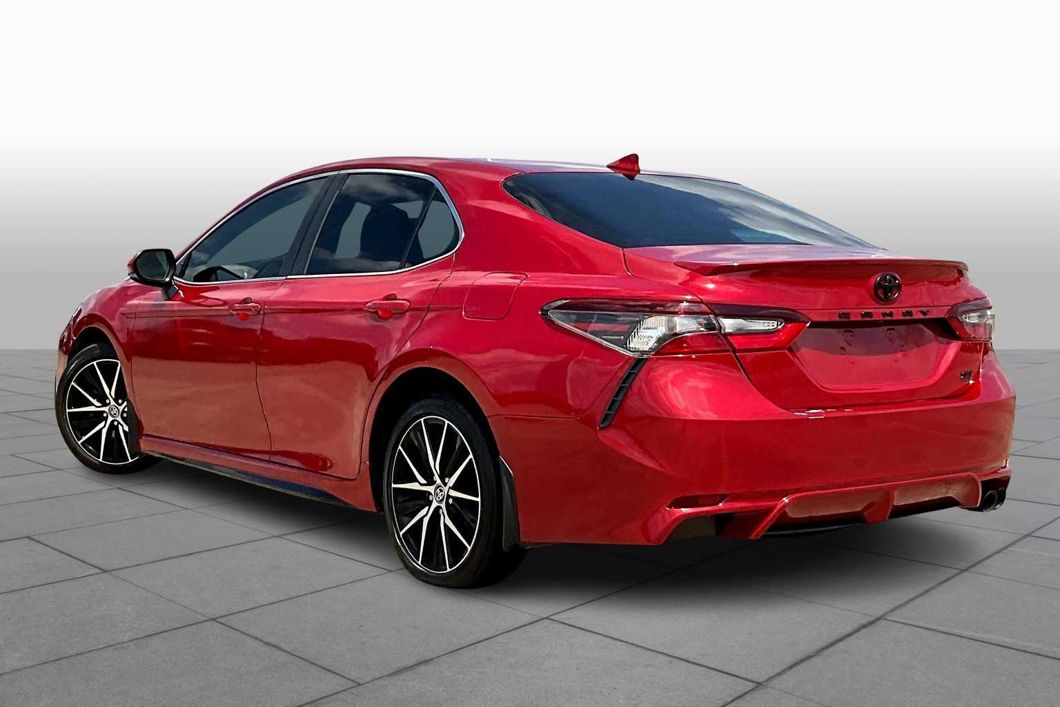 2023 Toyota Camry SE photo 10