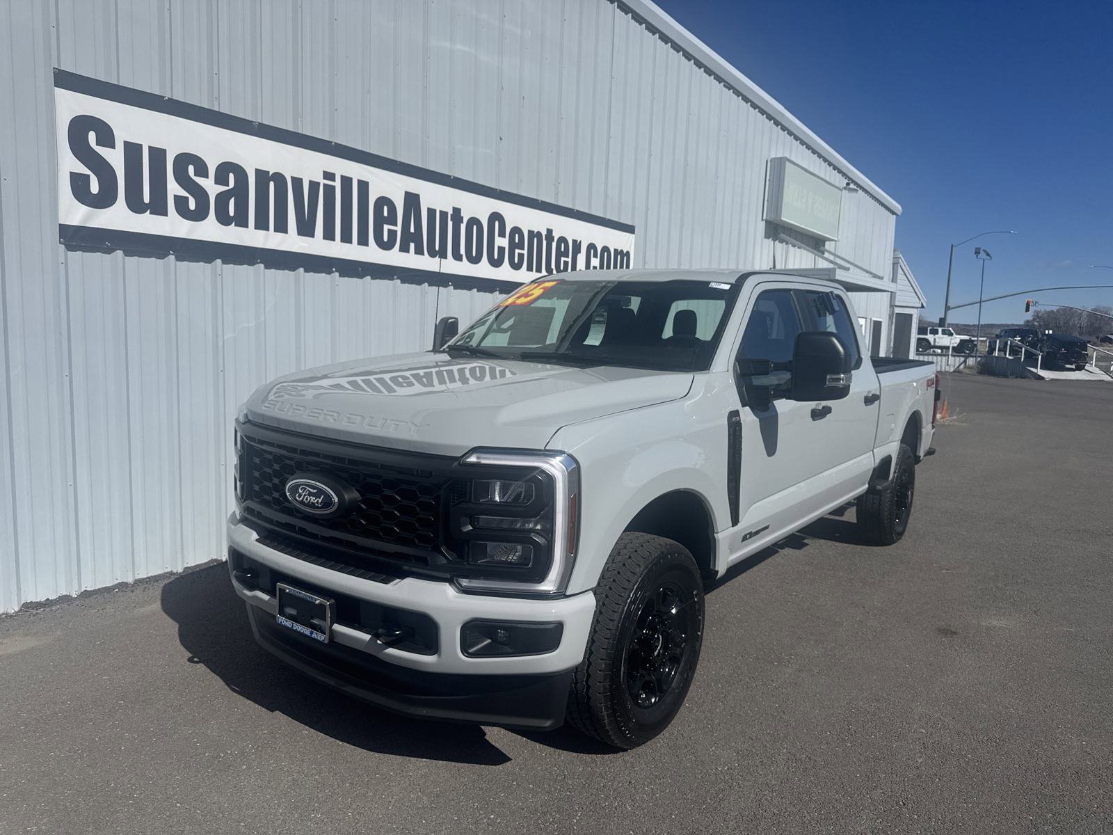 2025 Ford F-250 Super Duty XL's photo