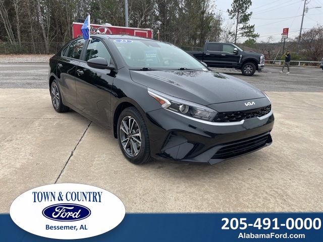 2023 Kia Forte LXS's photo