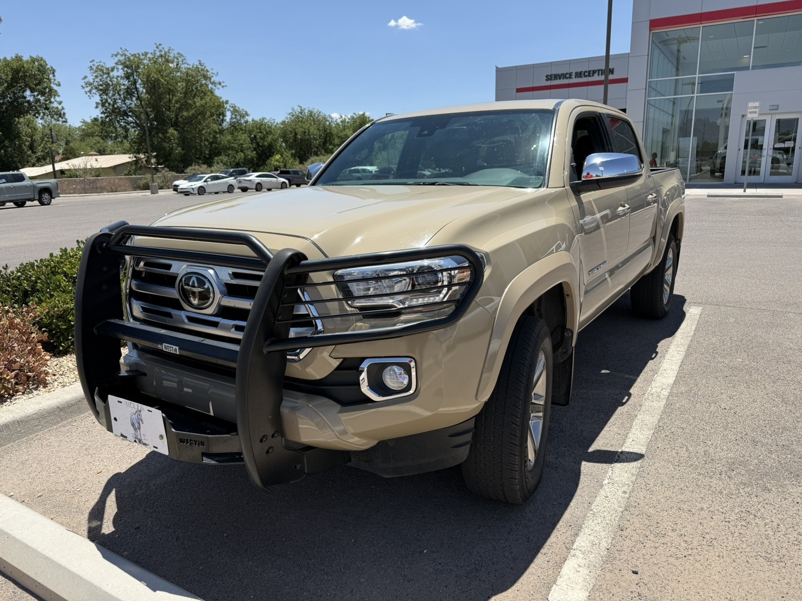 Used 2018 BROWN Toyota Limited image 1