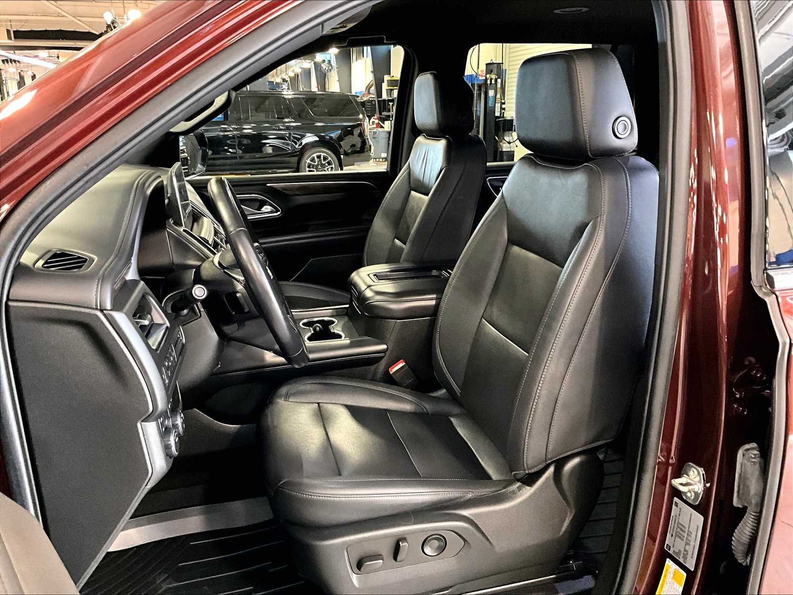 2022 Chevrolet Tahoe LT photo 10