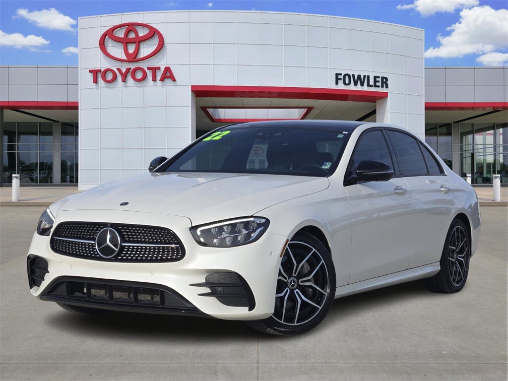 2022 Mercedes-Benz E-Class E350's photo