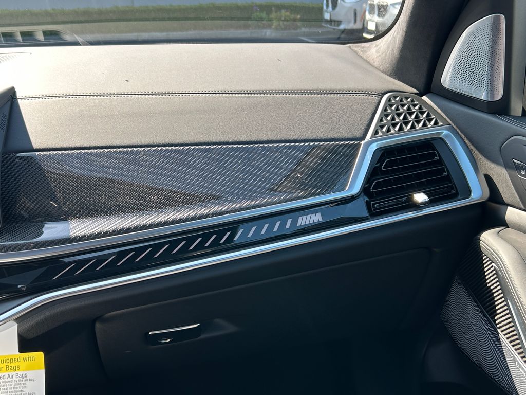 2026 Bmw X7 M60i photo 25