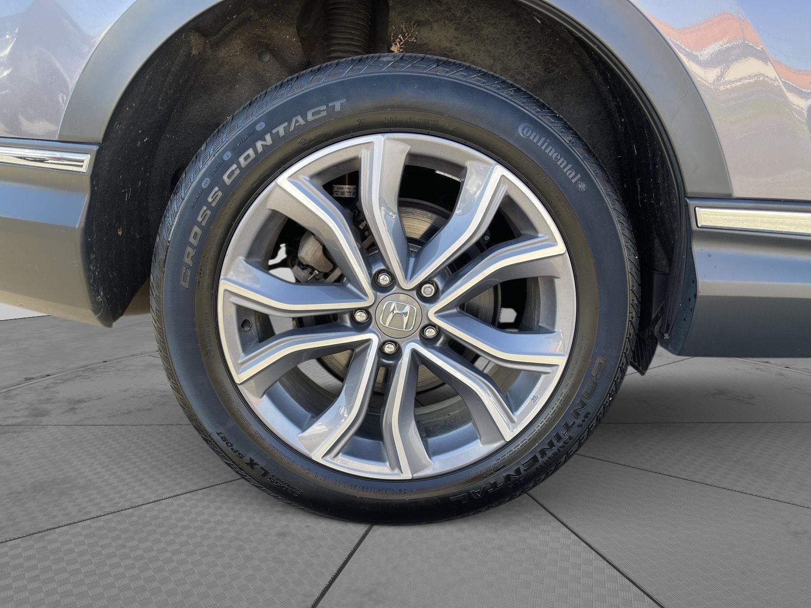 2020 Honda CR-V Hybrid Touring photo 21