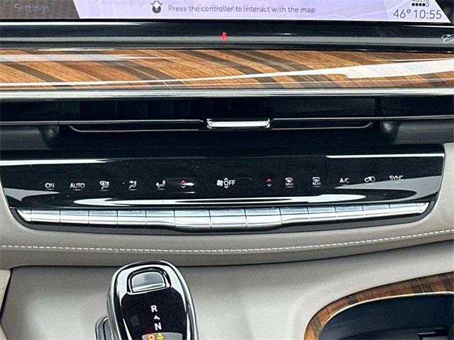 2024 Cadillac Escalade ESV Sport Platinum photo 3