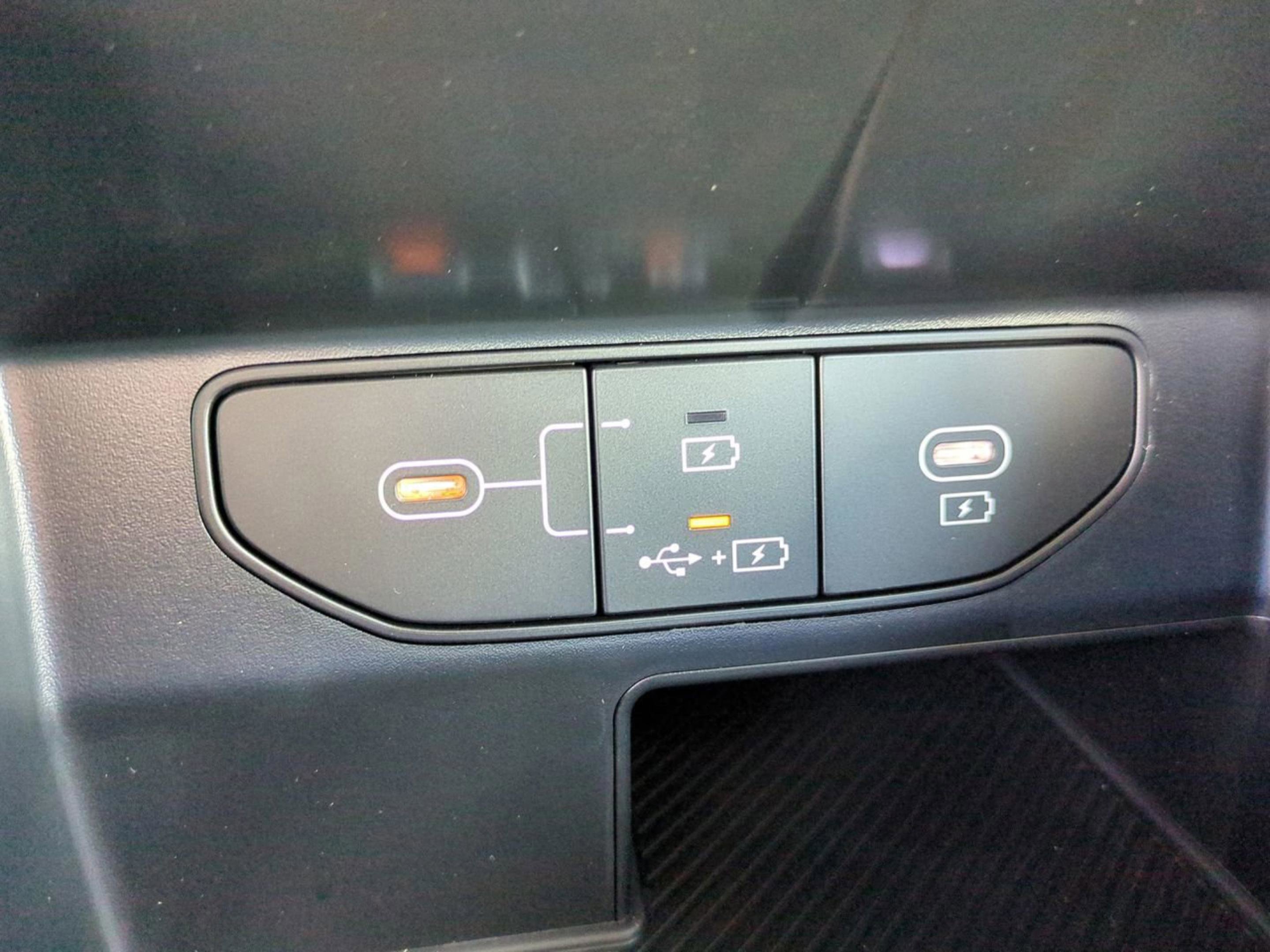 2026 Kia Sorento LX photo 19