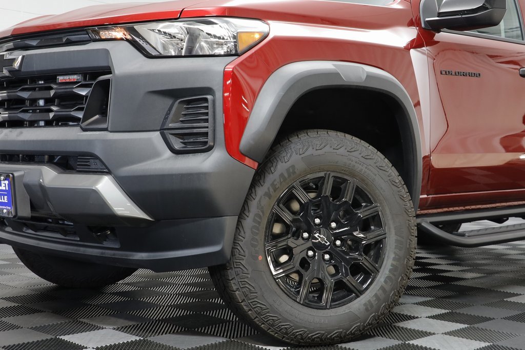 2026 Chevrolet Colorado Trail Boss photo 3