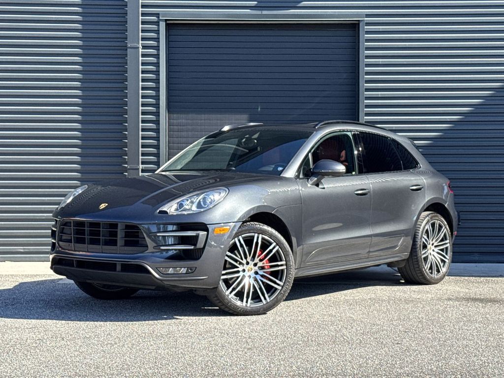 2017 Porsche Macan Turbo
