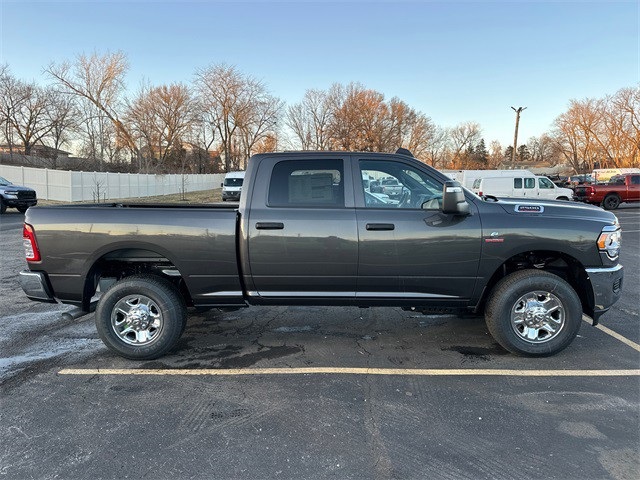 2024 Ram 2500 Tradesman photo 5