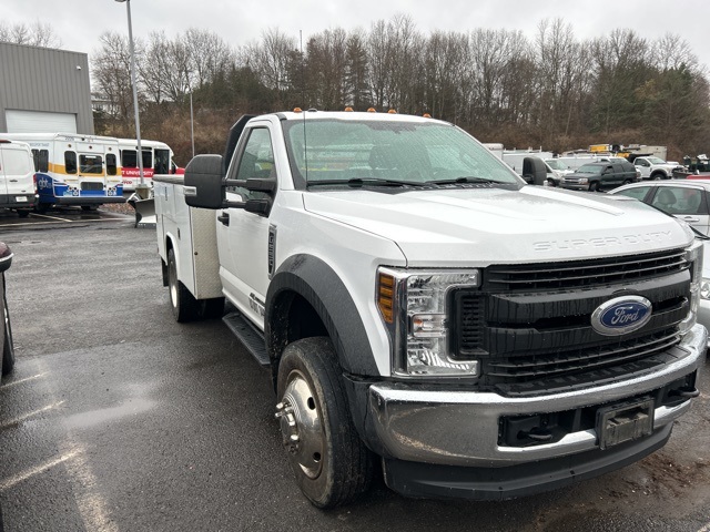 2019 Ford F-550 Super Duty Chassis Cab XL's photo