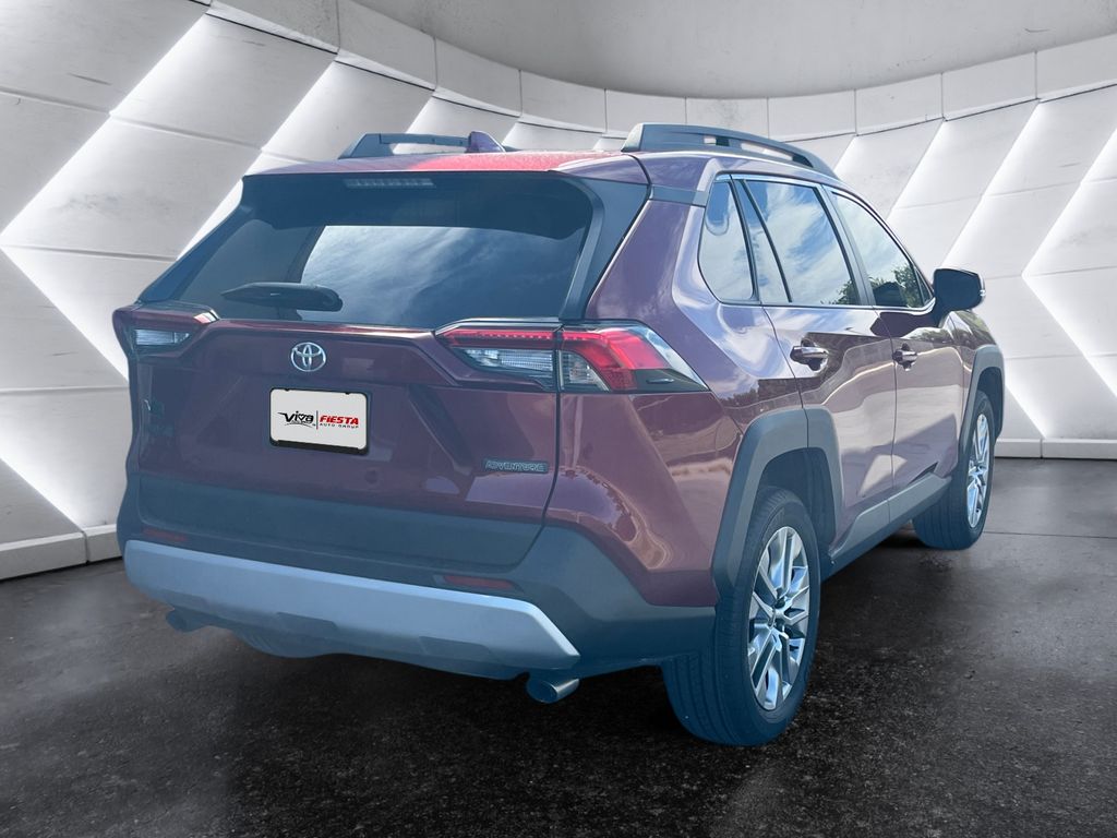 2023 Toyota RAV4 Adventure photo 4