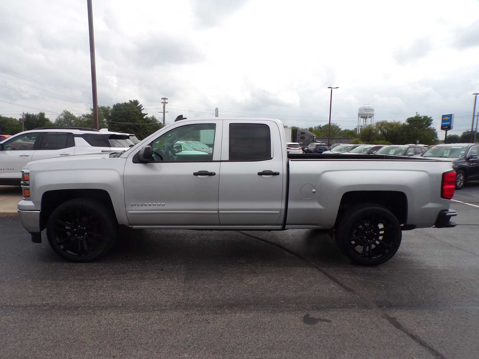 2015 Chevrolet Silverado 1500 LT photo 6