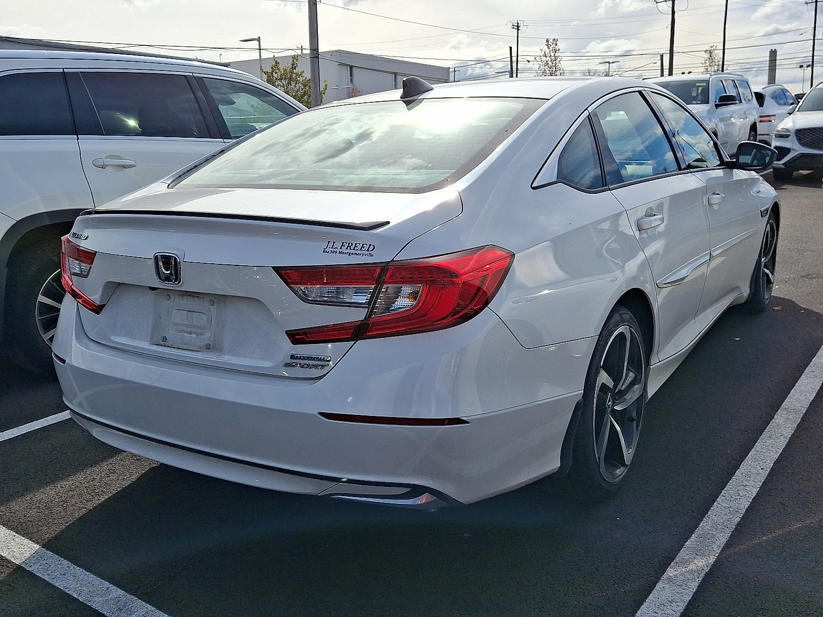 2022 Honda Accord Hybrid Sport photo 3