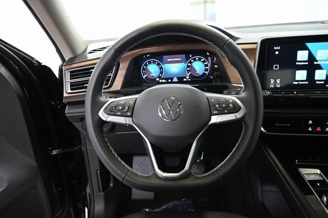 2026 Volkswagen Atlas SE Technology photo 3
