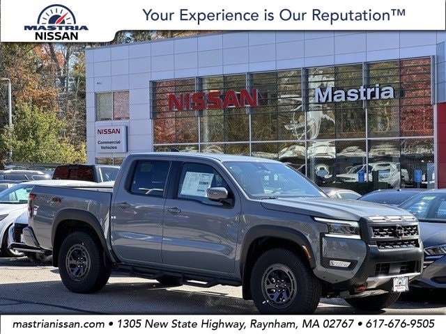 2025 Nissan Frontier PRO-4X's photo