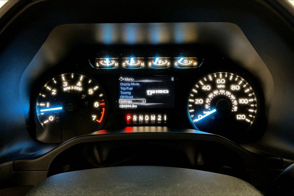 2016 Ford F-150 XL photo 20