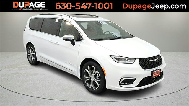 2026 Chrysler Pacifica Pinnacle's photo