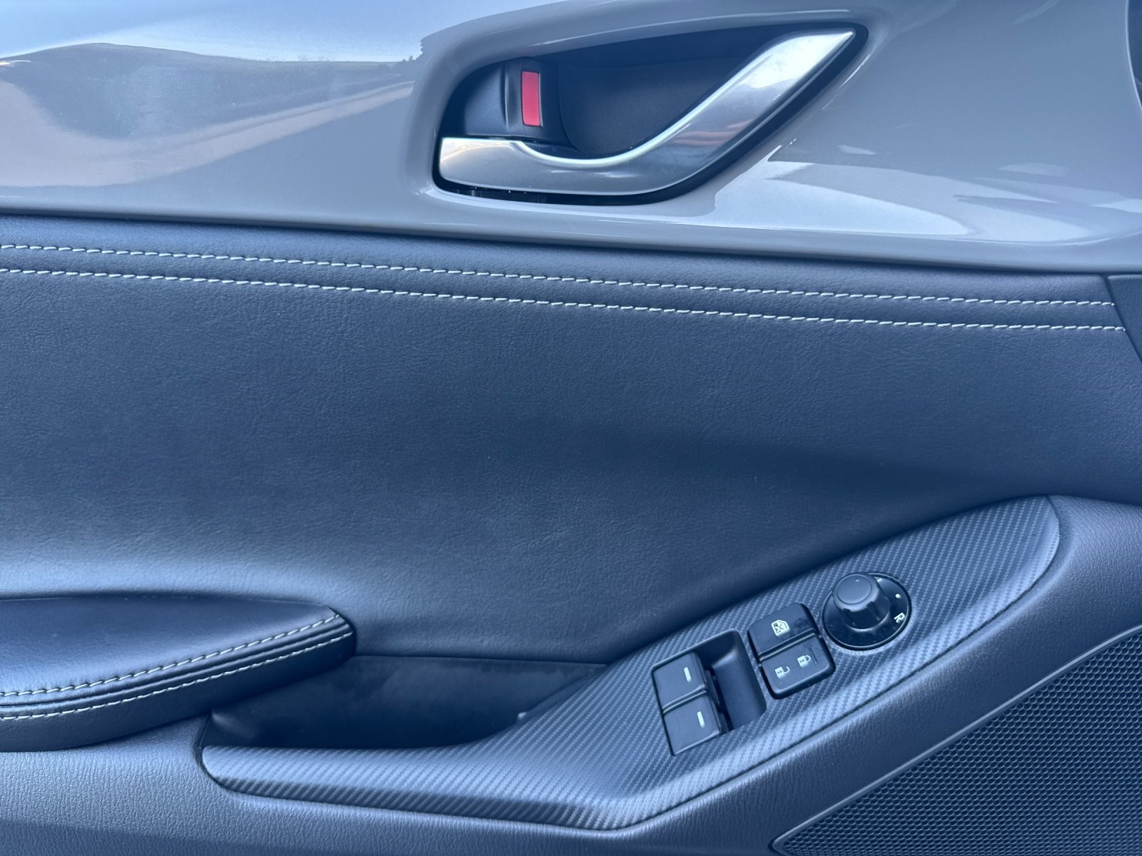 2024 Mazda MX-5 Miata Miata RF Grand Touring photo 11
