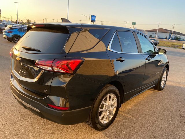 2024 Chevrolet Equinox LT photo 4