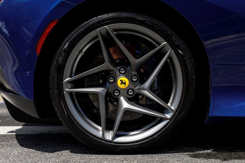 2022 Ferrari F8 Spider photo 22