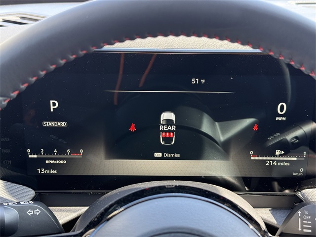 2025 Nissan Kicks SR photo 16