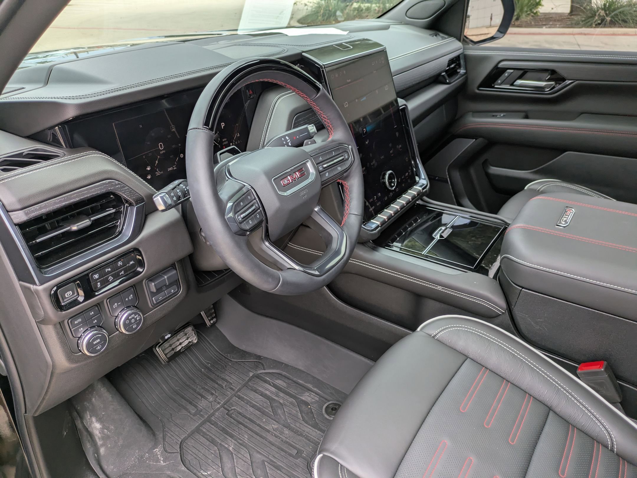 2025 Gmc Yukon AT4 Ultimate photo 10