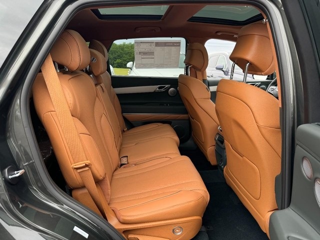 2025 Genesis GV80 3.5T Advanced AWD photo 4