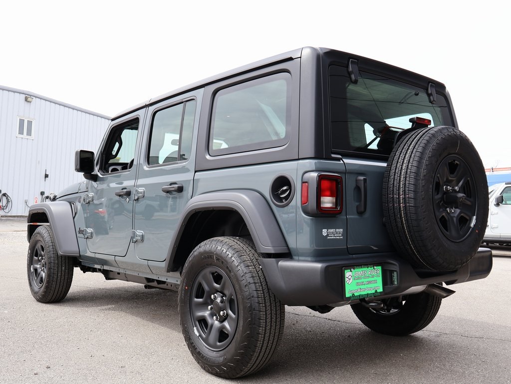 2025 Jeep Wrangler Sport photo 3