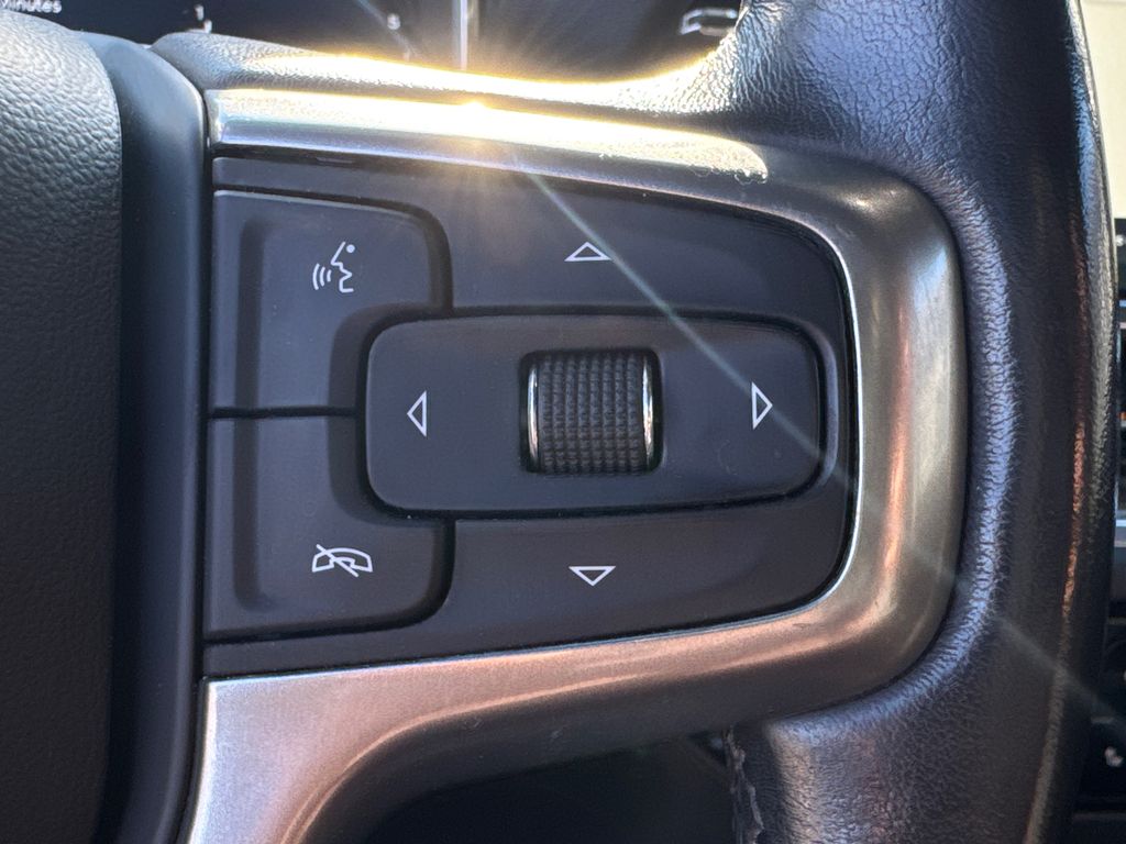 2022 Chevrolet Silverado 1500 LT photo 22