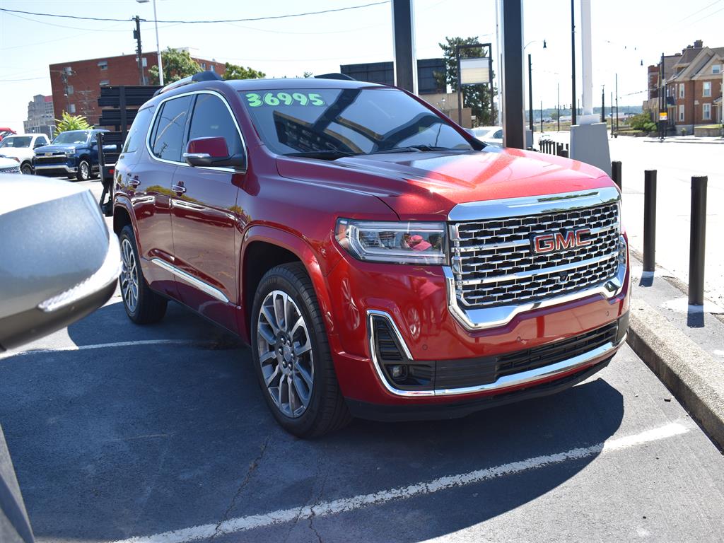 2023 Gmc Acadia Denali photo 3