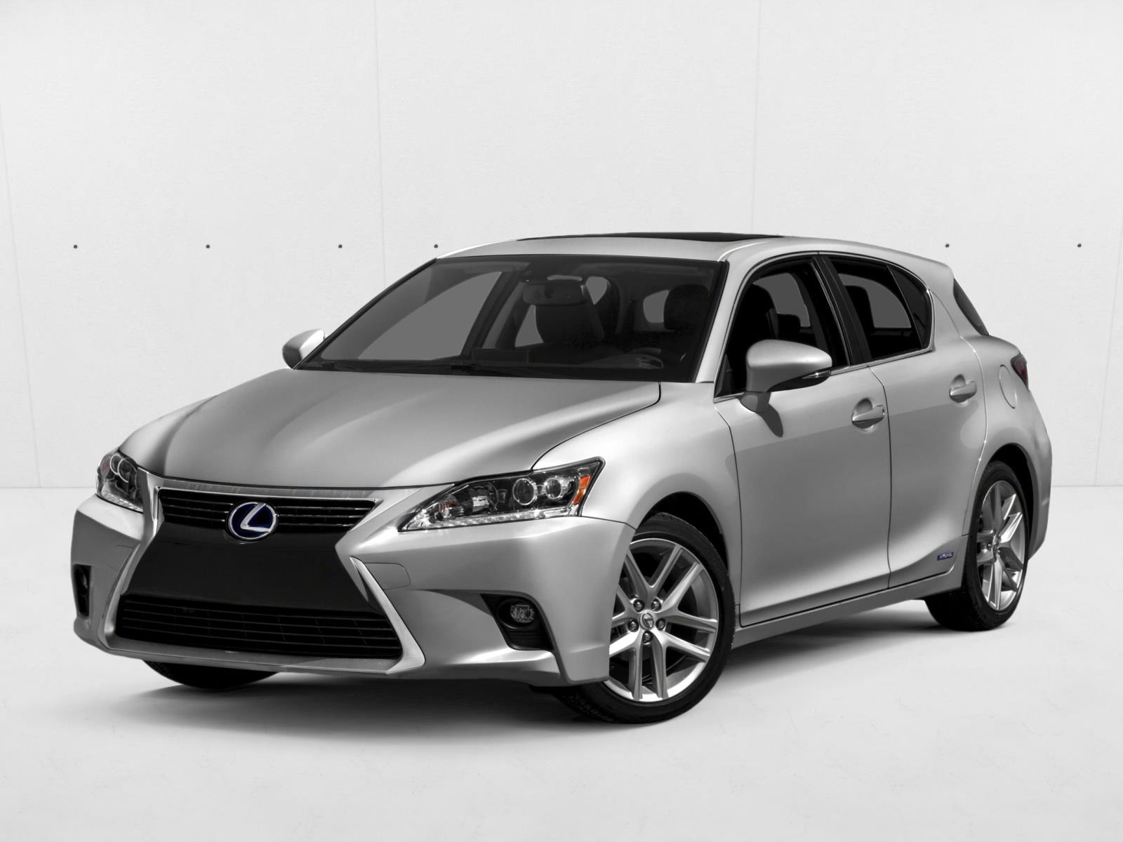 2017 Lexus CT Base's photo