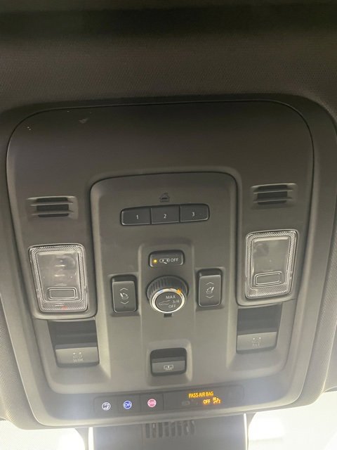 2023 Gmc Yukon SLT photo 30