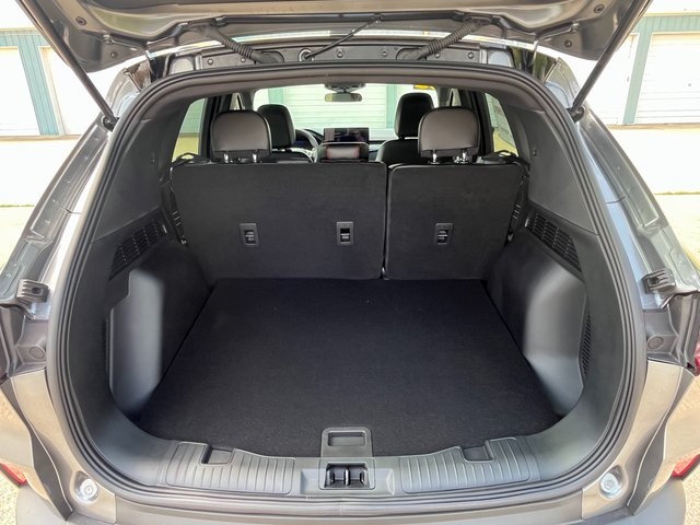 2025 Ford Escape ST-Line photo 9