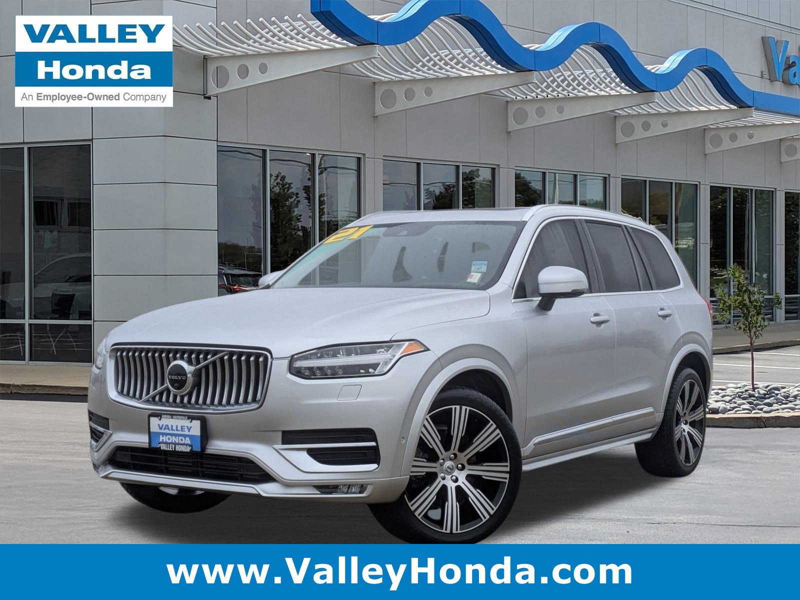 2021 Volvo XC90 Inscription's photo