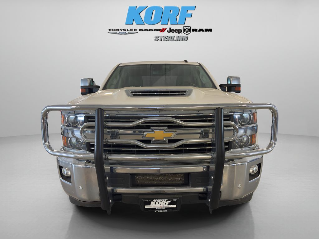 2019 Chevrolet Silverado 2500HD LTZ photo 2